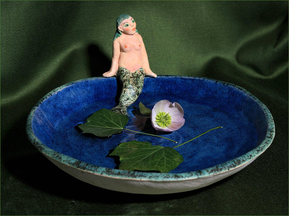 Wasserschale mit Nixe - Keramik